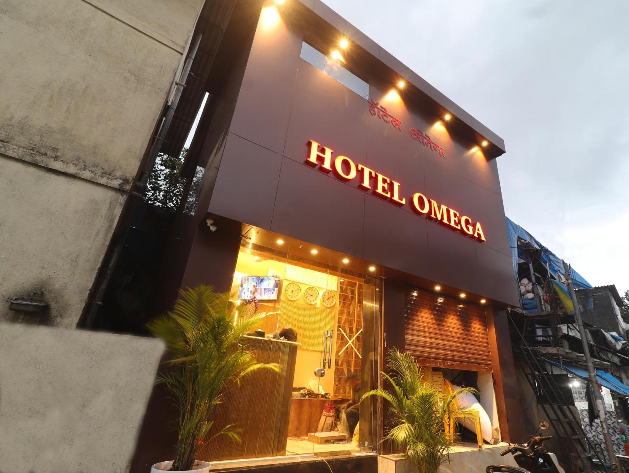 Hotel Omega Мумбаи Экстерьер фото